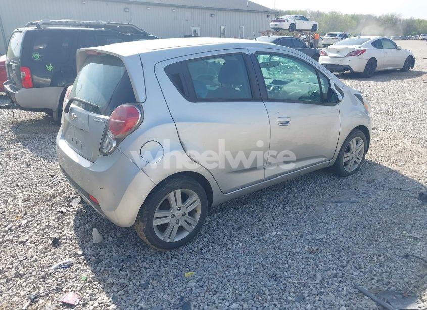 Photo 4 of 2014 Chevrolet Spark 1LT AUTO (VIN KL8CD6S96EC557705)