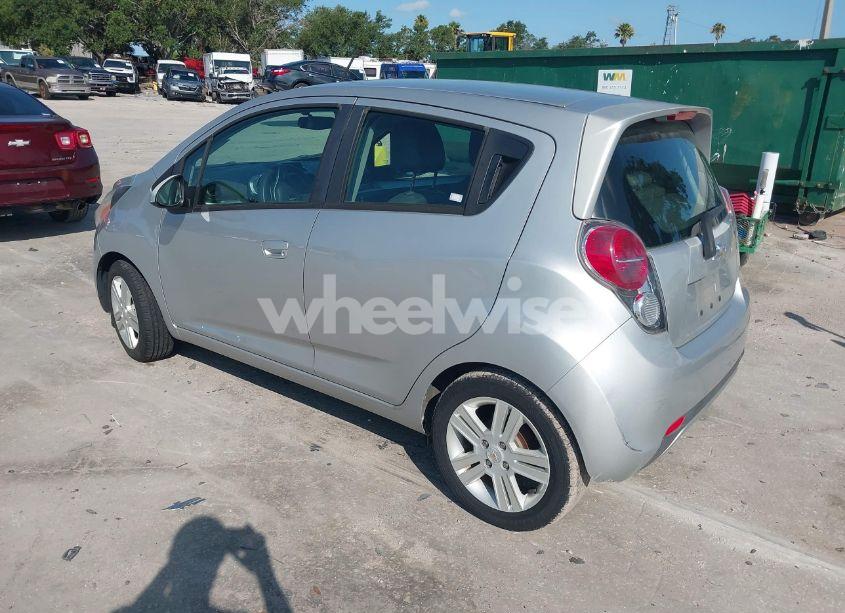 Photo 3 of 2015 Chevrolet Spark 1LT CVT (VIN KL8CD6S97FC724400)