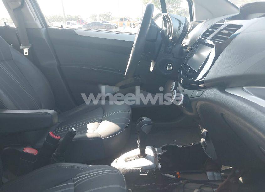 Photo 5 of 2015 Chevrolet Spark 1LT CVT (VIN KL8CD6S97FC724400)