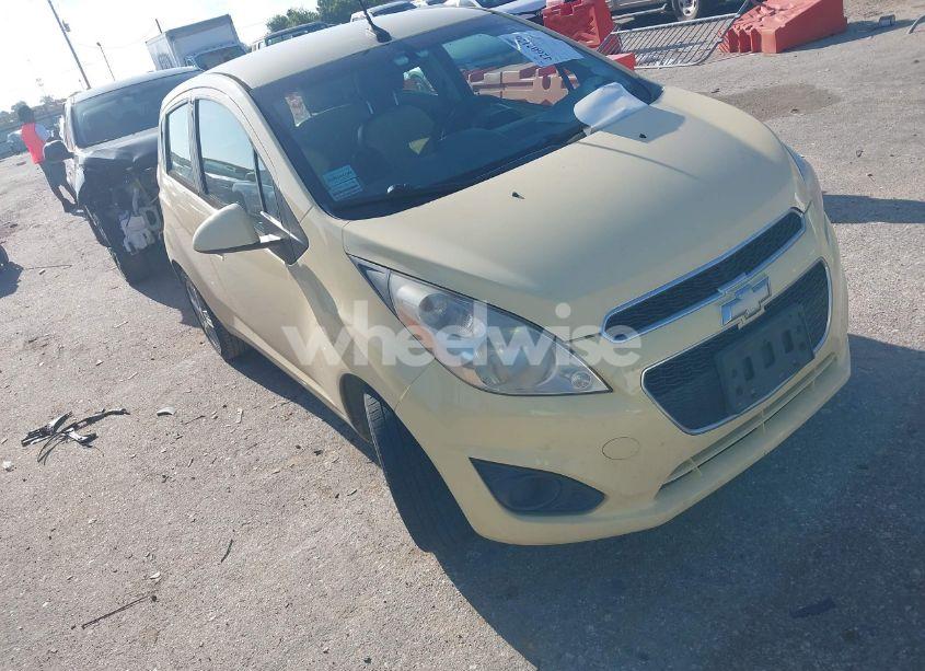 2014 Chevrolet Spark 1LT AUTO (VIN KL8CD6S99EC590326) main photo