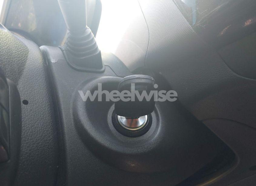 Photo 11 of 2014 Chevrolet Spark 1LT AUTO (VIN KL8CD6S99EC592674)