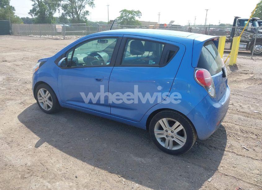 Photo 3 of 2015 Chevrolet Spark 1LT CVT (VIN KL8CD6S99FC757916)