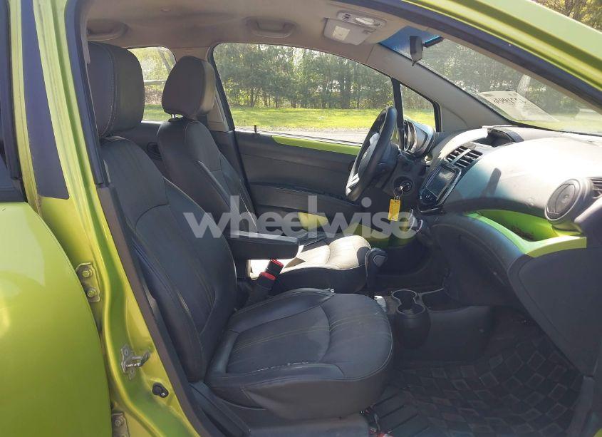 Photo 5 of 2013 Chevrolet Spark 1LT AUTO (VIN KL8CD6S9XDC502656)