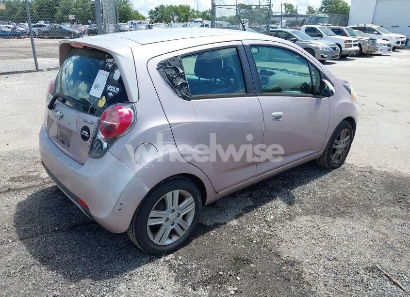 Photo 4 of 2013 Chevrolet Spark 1LT AUTO (VIN KL8CD6S9XDC553736)