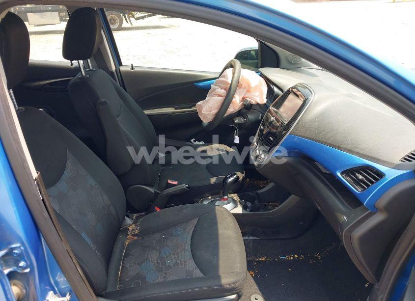 Photo 5 of 2017 Chevrolet Spark 1LT CVT (VIN KL8CD6SA4HC702948)