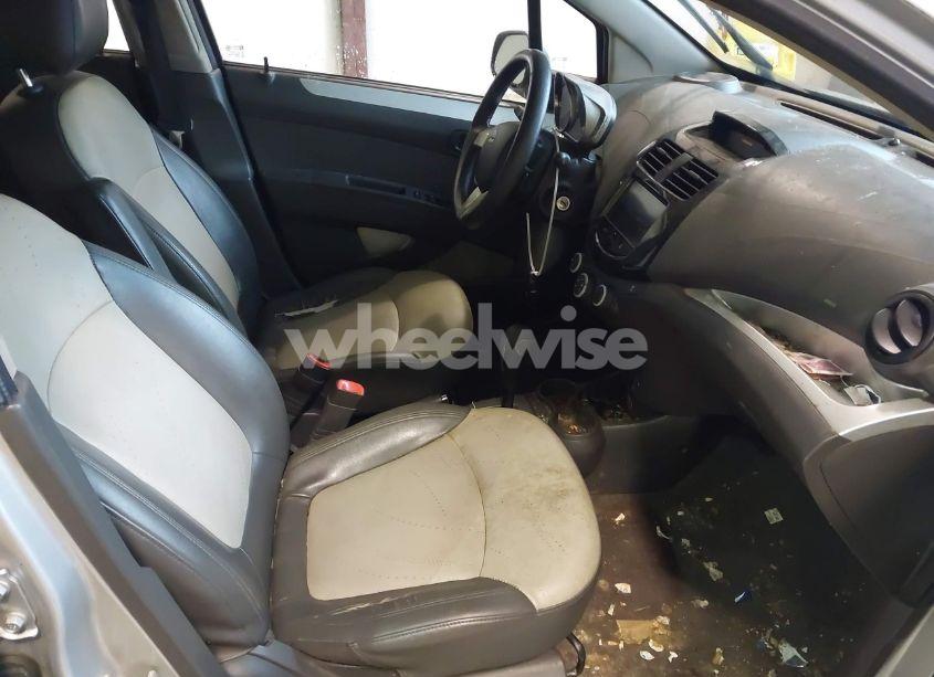 Photo 5 of 2014 Chevrolet Spark 2LT AUTO (VIN KL8CF6S91EC432914)