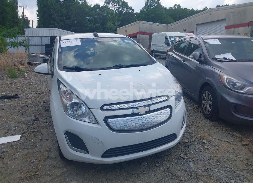 Photo 6 of 2016 Chevrolet Spark EV 1LT (VIN KL8CK6S07GC568450)