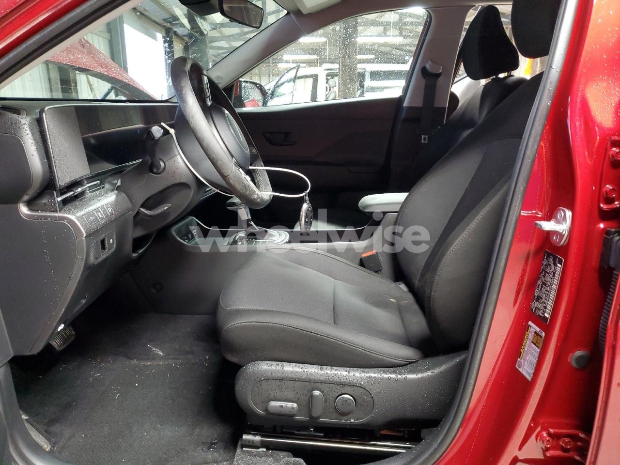 Photo 7 of 2025 HYUNDAI KONA SEL (VIN KM8HB3AB0SU315855)