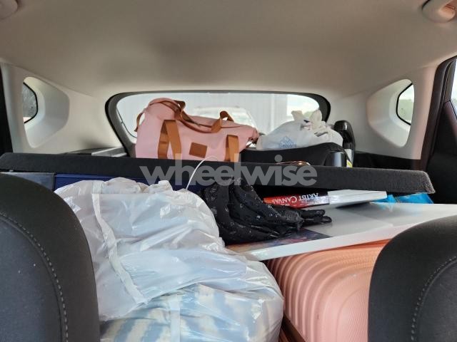 Photo 7 of 2024 HYUNDAI KONA SEL (VIN KM8HB3AB2RU113643)