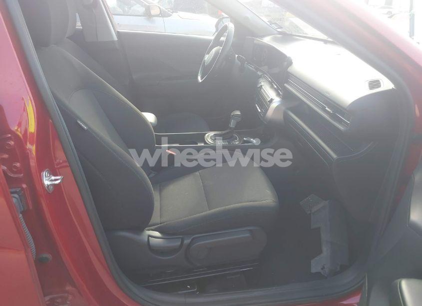 Photo 5 of 2025 Hyundai Kona SEL (VIN KM8HB3AB2SU206720)