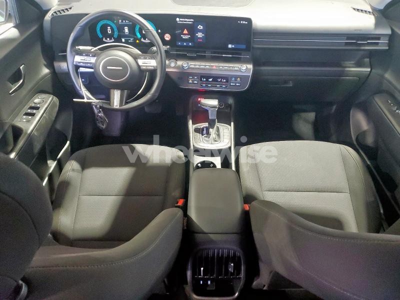 Photo 8 of 2025 HYUNDAI KONA SEL (VIN KM8HB3AB2SU235862)