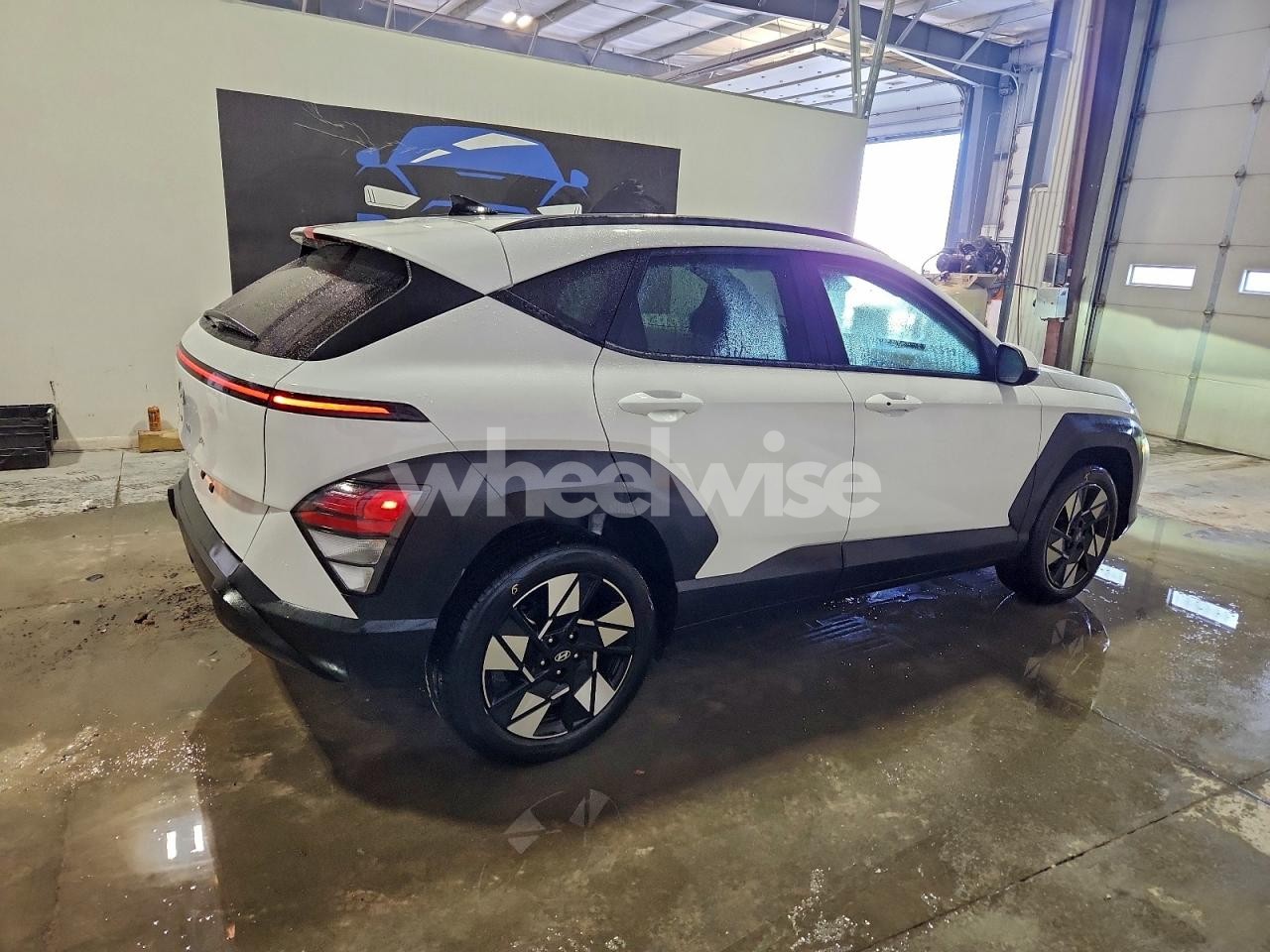 Photo 3 of 2025 HYUNDAI KONA SEL (VIN KM8HB3AB2SU235893)