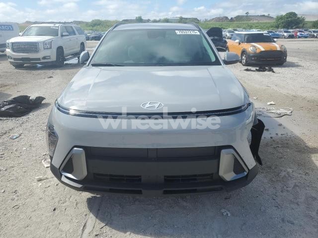 Photo 3 of 2025 HYUNDAI KONA SEL (VIN KM8HB3AB3SU224577)
