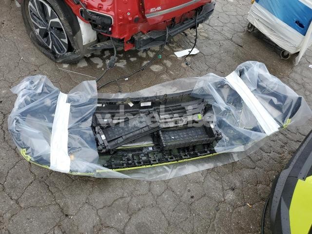 Photo 2 of 2024 HYUNDAI KONA SEL (VIN KM8HB3AB4RU087451)