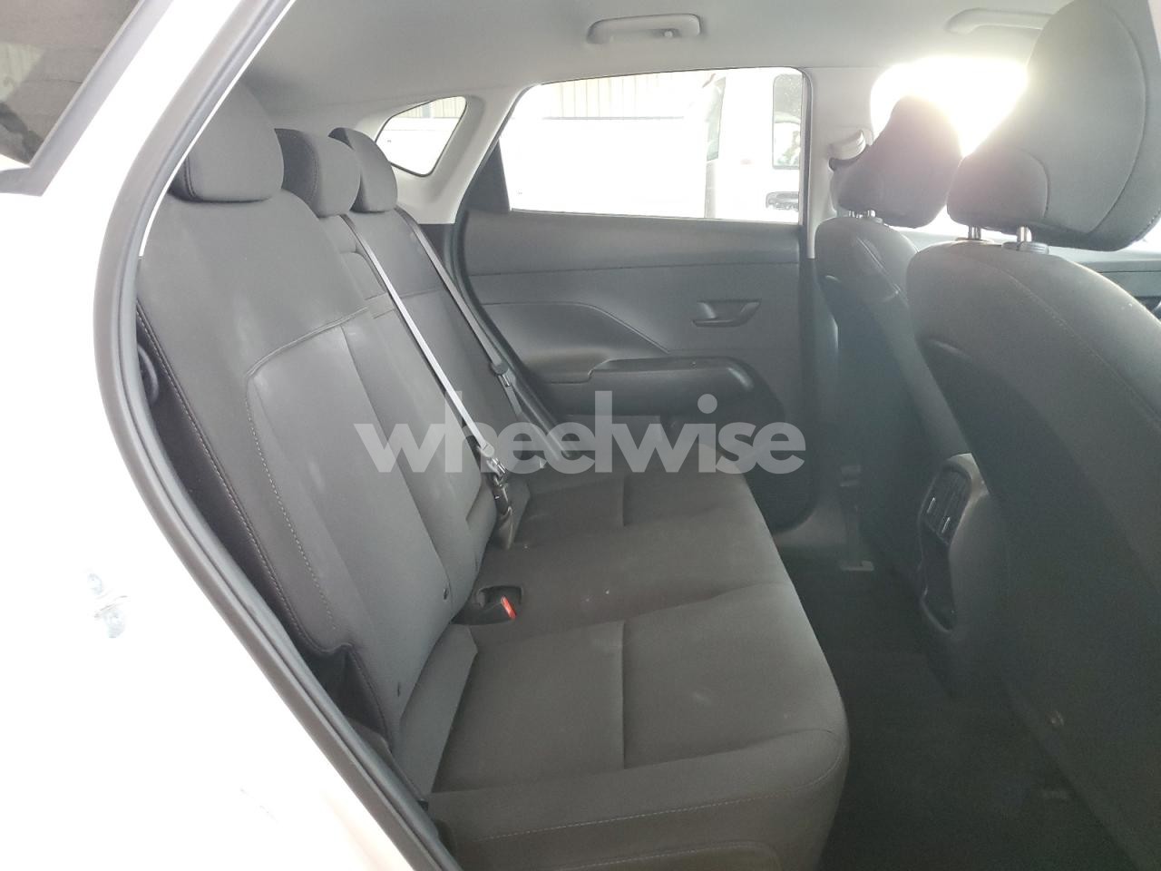 Photo 11 of 2025 HYUNDAI KONA SEL (VIN KM8HB3AB7SU216806)