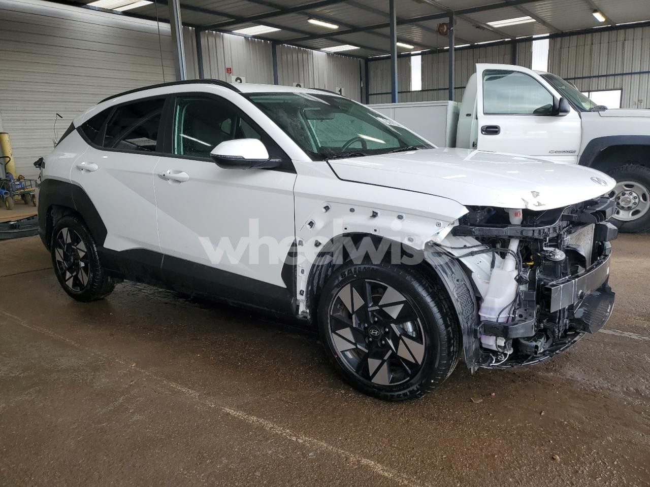 Photo 4 of 2025 HYUNDAI KONA SEL (VIN KM8HB3AB7SU216806)