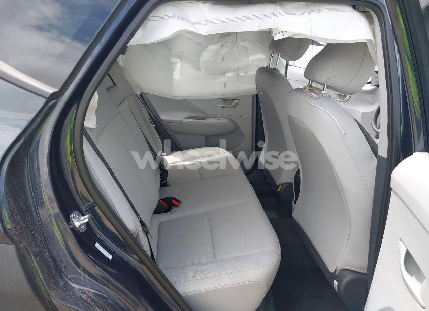 Photo 8 of 2025 Hyundai Kona SEL (VIN KM8HB3AB9SU273833)