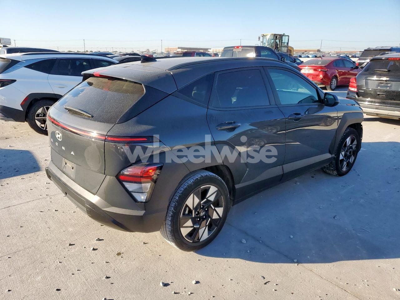 Photo 3 of 2024 HYUNDAI KONA SEL (VIN KM8HB3ABXRU106715)