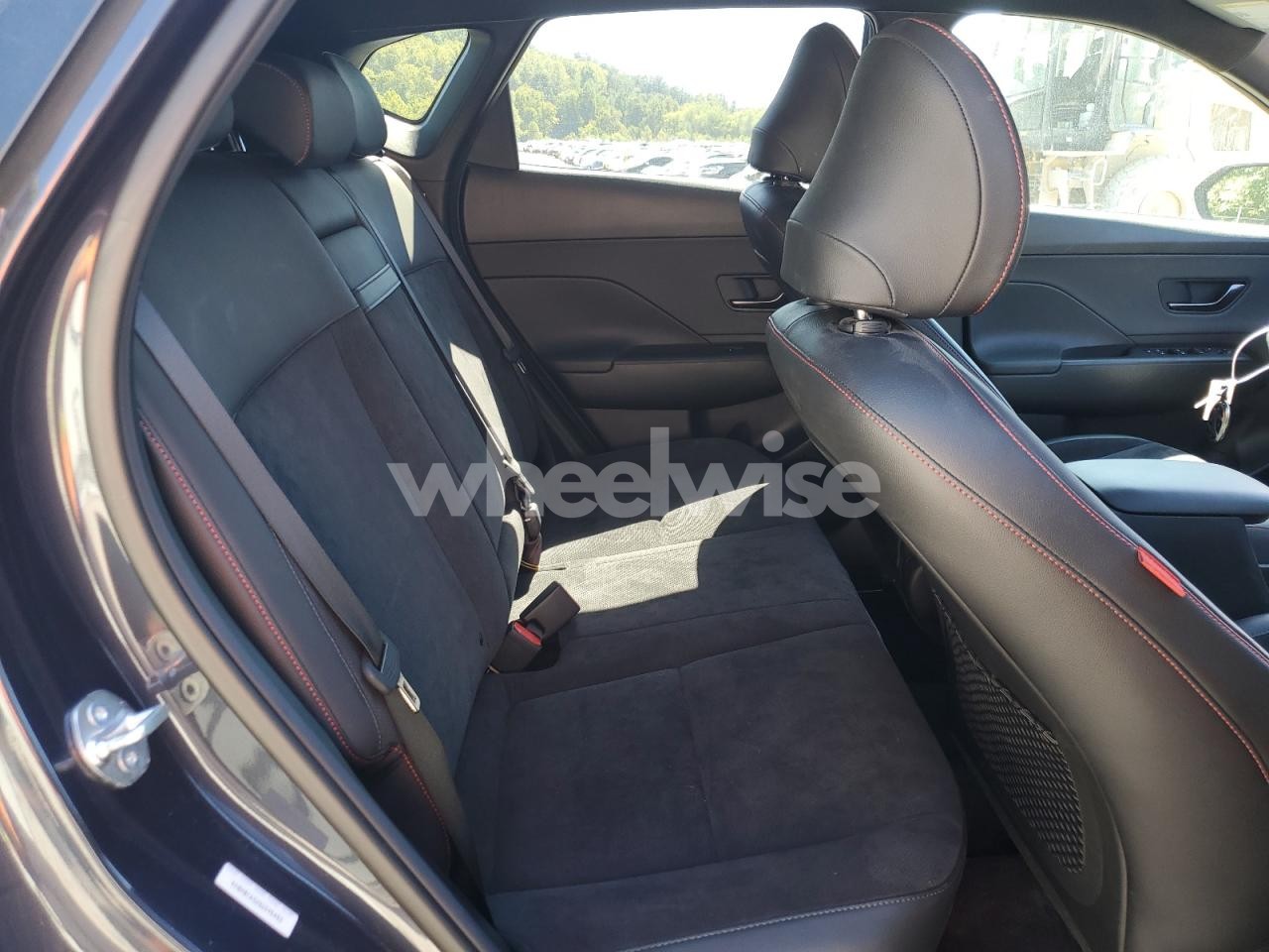 Photo 11 of 2025 HYUNDAI KONA N LINE S (VIN KM8HBCA32SU245493)