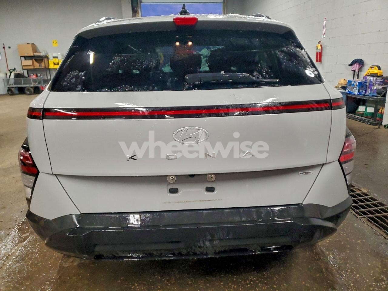 Photo 6 of 2024 HYUNDAI KONA SEL (VIN KM8HBCAB0RU179737)