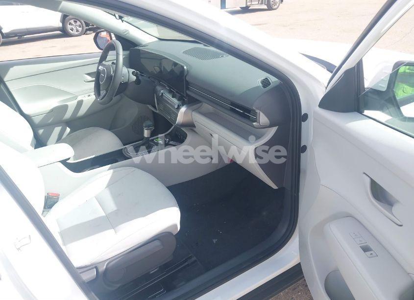 Photo 5 of 2025 Hyundai Kona SEL (VIN KM8HBCAB1SU251616)