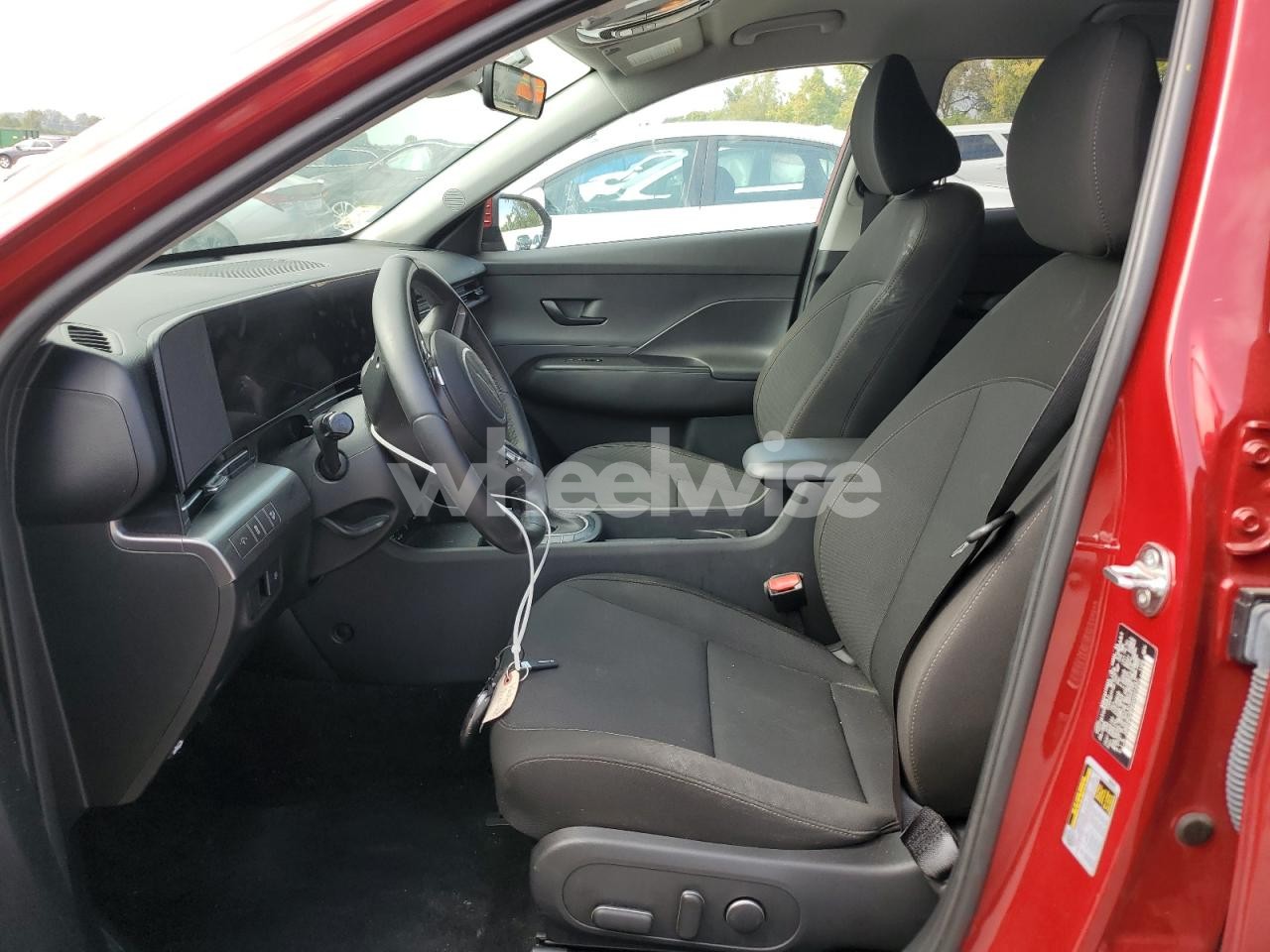 Photo 7 of 2025 HYUNDAI KONA SEL (VIN KM8HBCAB4SU201597)