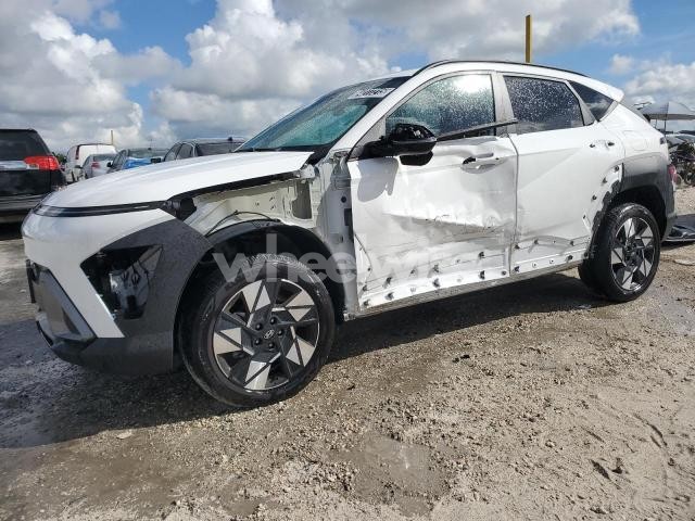 Photo 11 of 2024 HYUNDAI KONA SEL (VIN KM8HBCAB6RU105383)