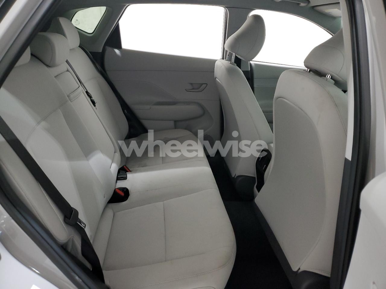 Photo 11 of 2025 HYUNDAI KONA SEL (VIN KM8HBCAB7SU215641)