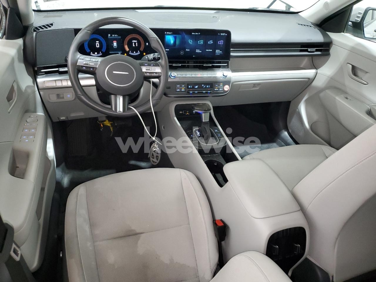 Photo 8 of 2025 HYUNDAI KONA SEL (VIN KM8HBCAB7SU215641)