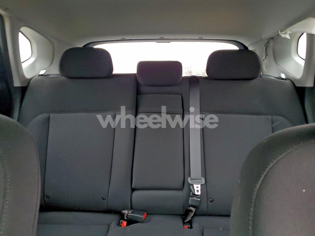 Photo 10 of 2025 HYUNDAI KONA SEL (VIN KM8HBCAB9SU339300)