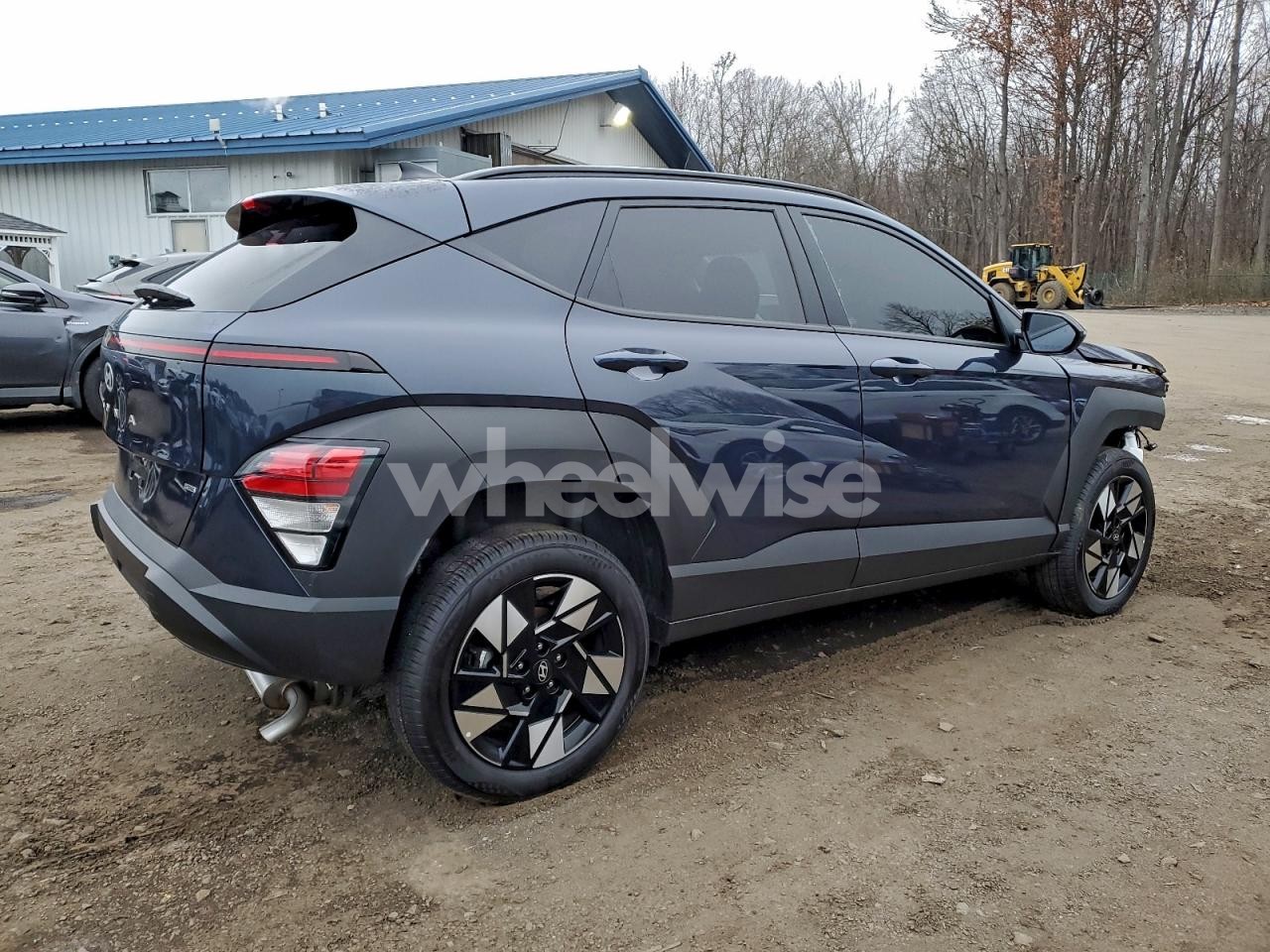 Photo 3 of 2025 HYUNDAI KONA SEL (VIN KM8HBCAB9SU339300)