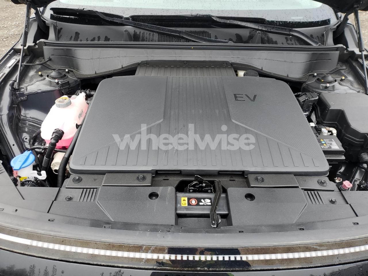 Photo 12 of 2024 HYUNDAI KONA SEL ELECTRIC (VIN KM8HC3A60RU008390)