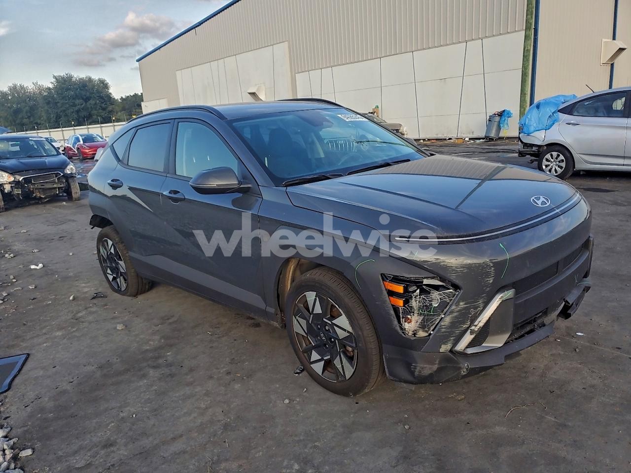 Photo 4 of 2024 HYUNDAI KONA SEL (VIN KM8HC3AB5RU067576)