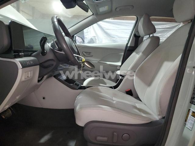 Photo 9 of 2024 HYUNDAI KONA SEL (VIN KM8HCCAB2RU075277)