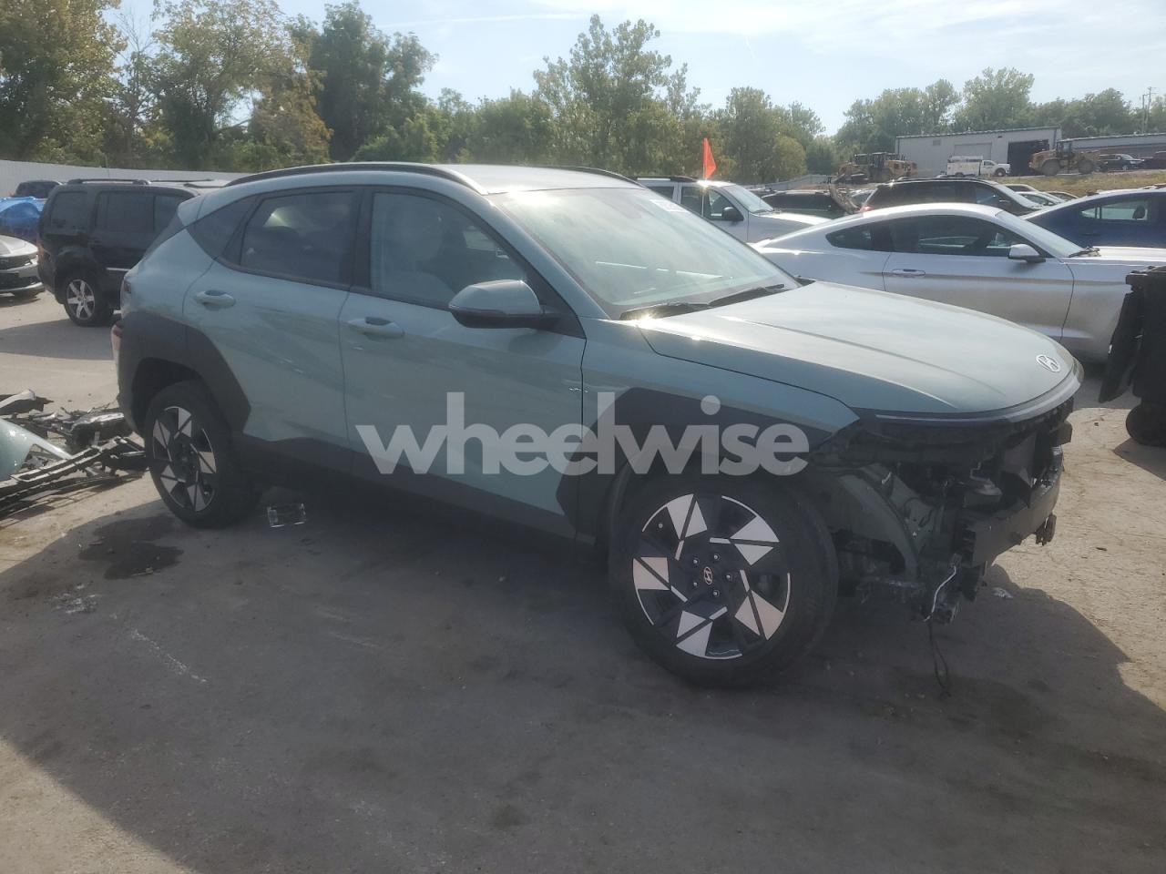 Photo 4 of 2024 HYUNDAI KONA SEL (VIN KM8HCCAB6RU149977)