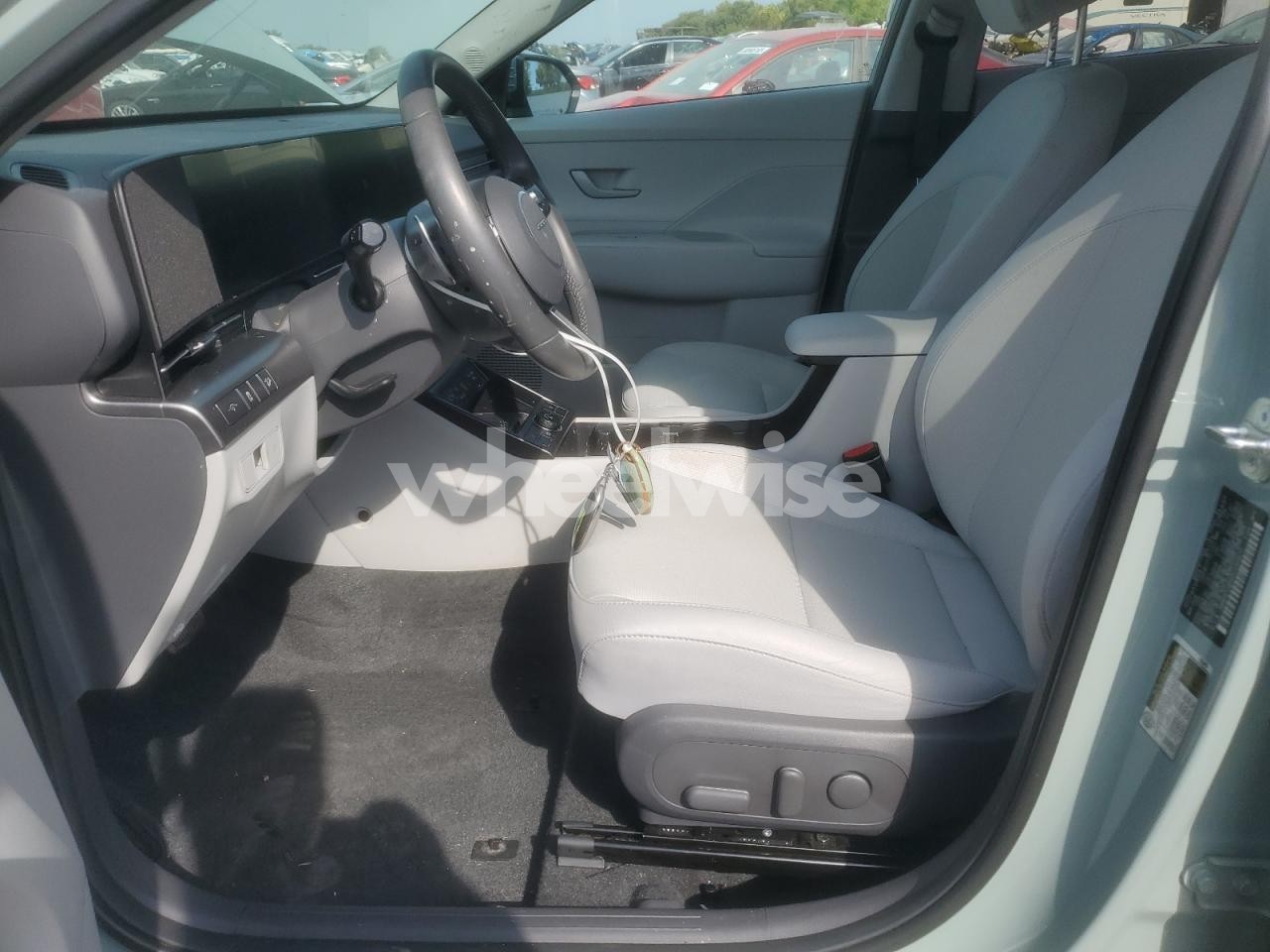Photo 7 of 2024 HYUNDAI KONA SEL (VIN KM8HCCAB6RU149977)