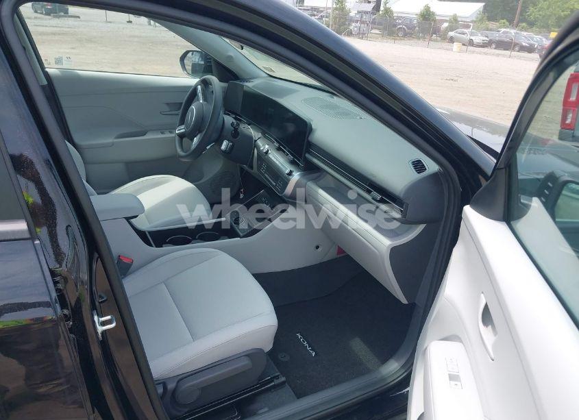 Photo 5 of 2025 Hyundai Kona SEL CONVENIENCE (VIN KM8HCCAB6SU189630)