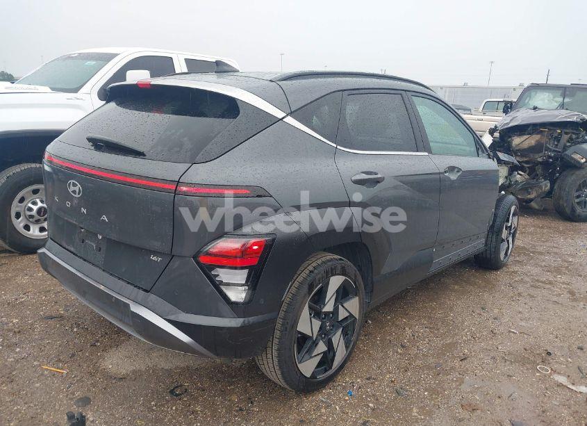 Photo 4 of 2025 Hyundai Kona LIMITED (VIN KM8HE3A32SU203784)