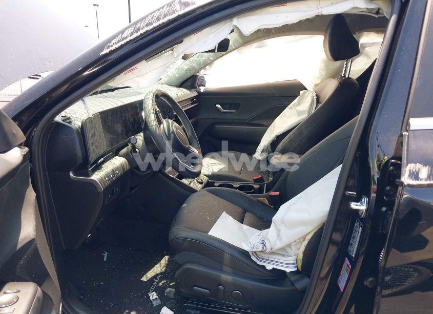 Photo 5 of 2025 Hyundai Kona LIMITED (VIN KM8HE3A38SU283656)