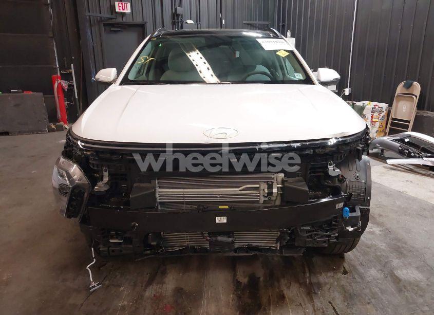 Photo 6 of 2025 Hyundai Kona LIMITED (VIN KM8HECA3XSU206495)