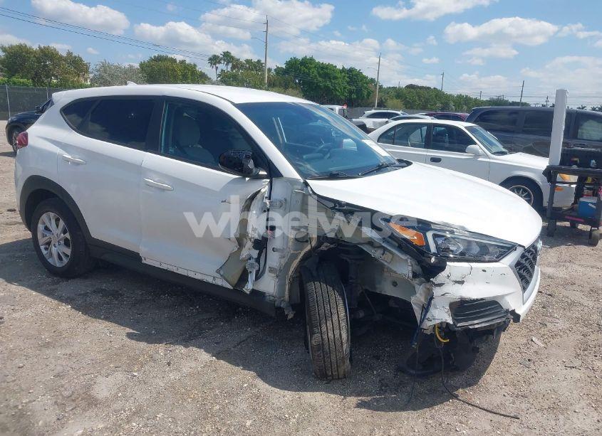 2020 Hyundai Tucson SE (VIN KM8J23A40LU202931) main photo