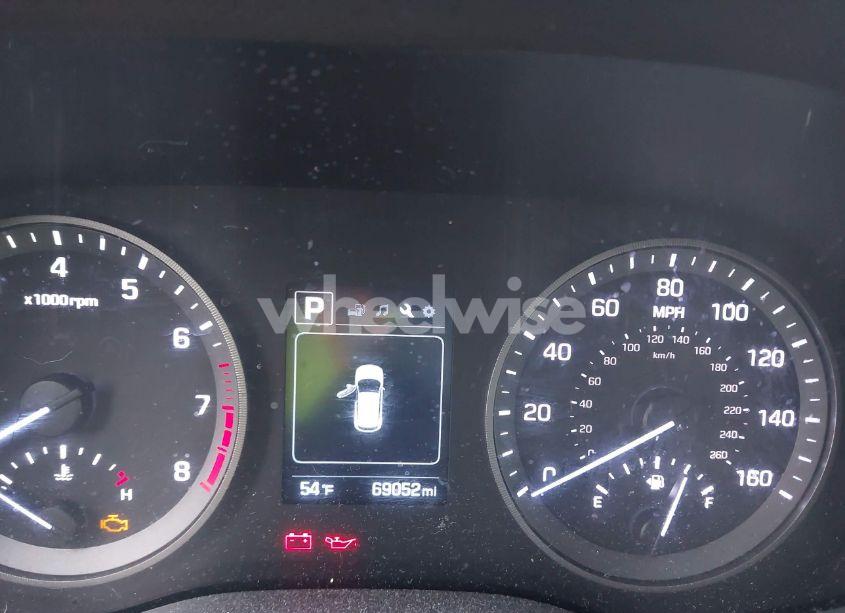 Photo 14 of 2018 Hyundai Tucson SE (VIN KM8J23A41JU772319)