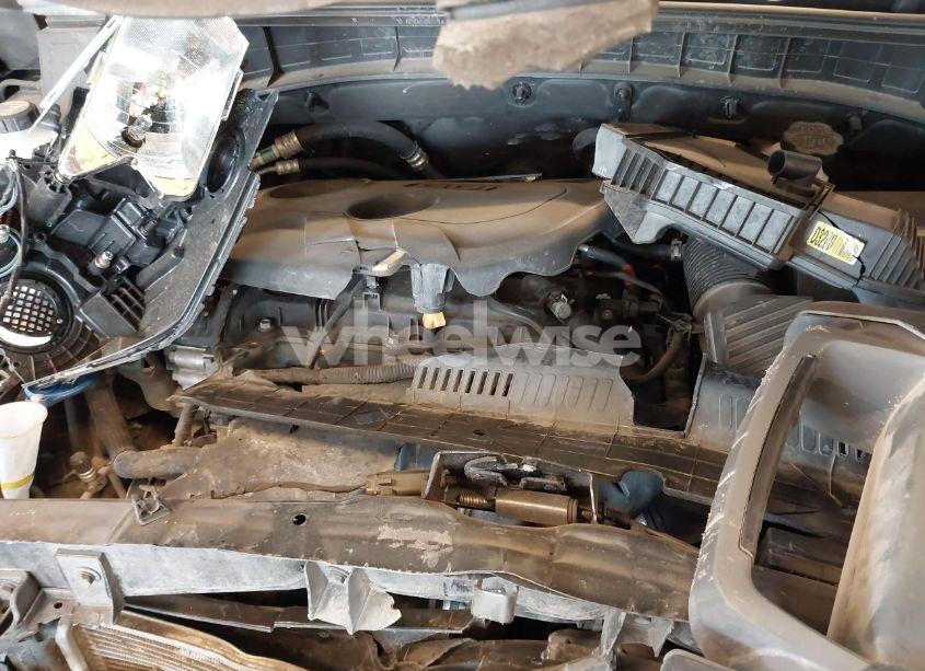 Photo 10 of 2019 Hyundai Tucson SE (VIN KM8J23A41KU857484)