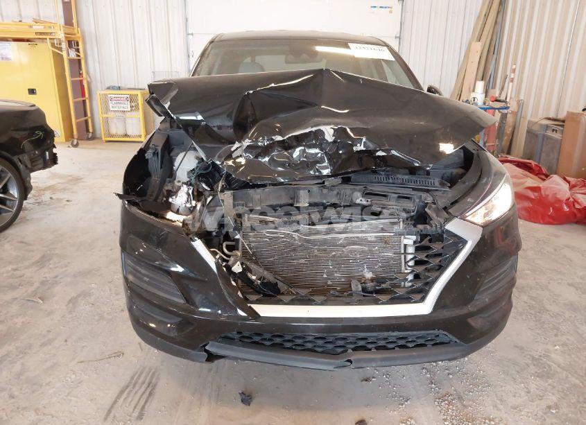 Photo 12 of 2019 Hyundai Tucson SE (VIN KM8J23A41KU857484)