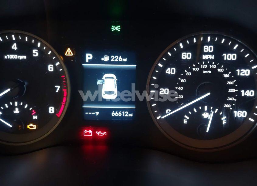 Photo 7 of 2019 Hyundai Tucson SE (VIN KM8J23A41KU857484)