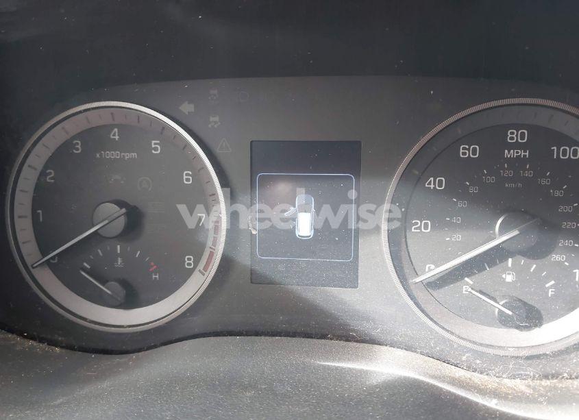 Photo 7 of 2018 Hyundai Tucson SE (VIN KM8J23A42JU624681)
