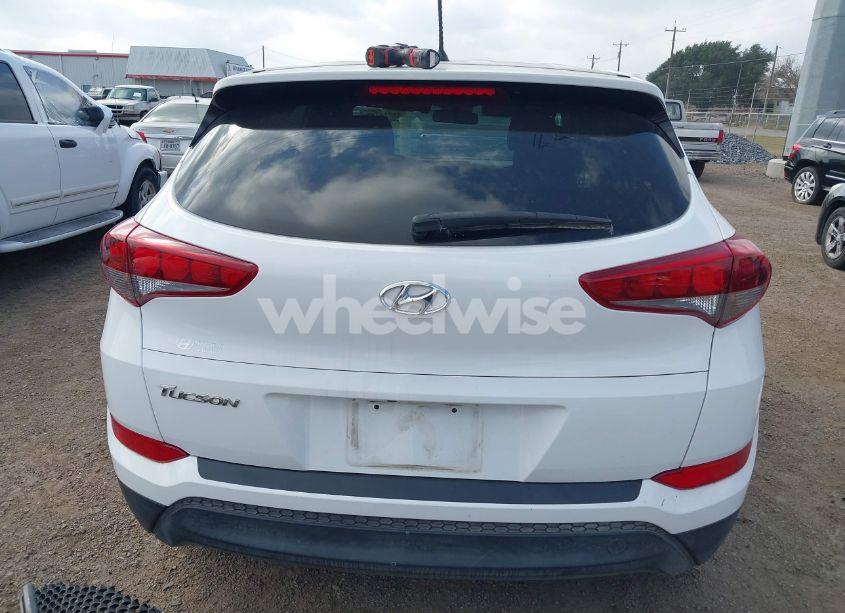 Photo 17 of 2018 Hyundai Tucson SE (VIN KM8J23A42JU684346)