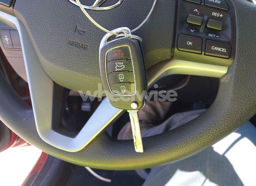 Photo 11 of 2017 Hyundai Tucson SE (VIN KM8J23A43HU334654)