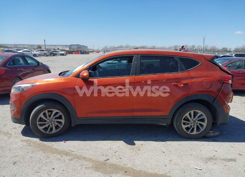 Photo 14 of 2017 Hyundai Tucson SE (VIN KM8J23A43HU334654)