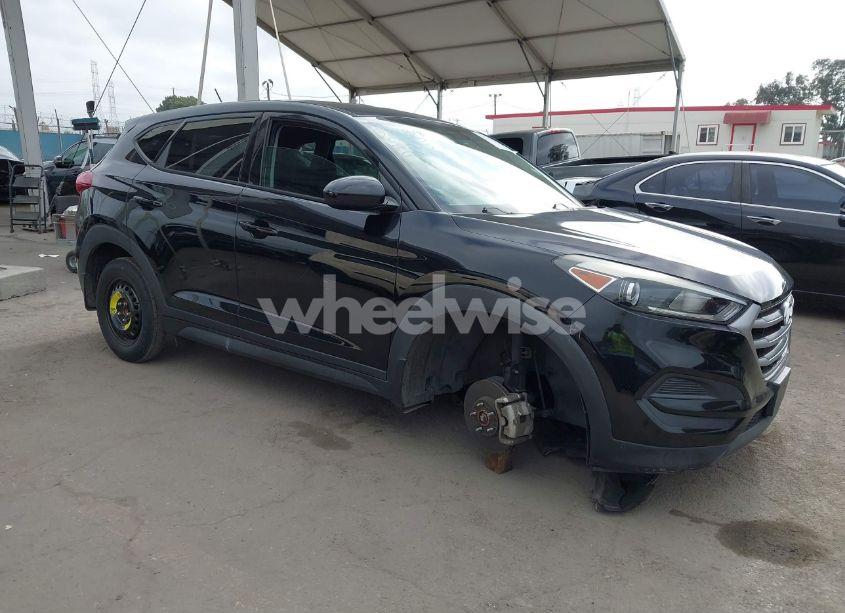 2017 Hyundai Tucson SE (VIN KM8J23A44HU555969) main photo